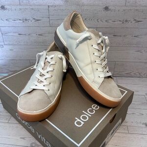 Dolce vita sneakers